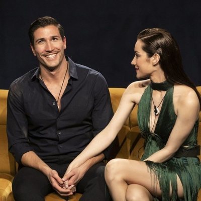 Gianmarco y Adara, juntos en el sofá de 'El tiempo del descuento'
