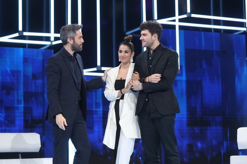 Roberto Leal acompaña a Anaju y Javy, nominados de la Gala 4 de 'OT 2020'