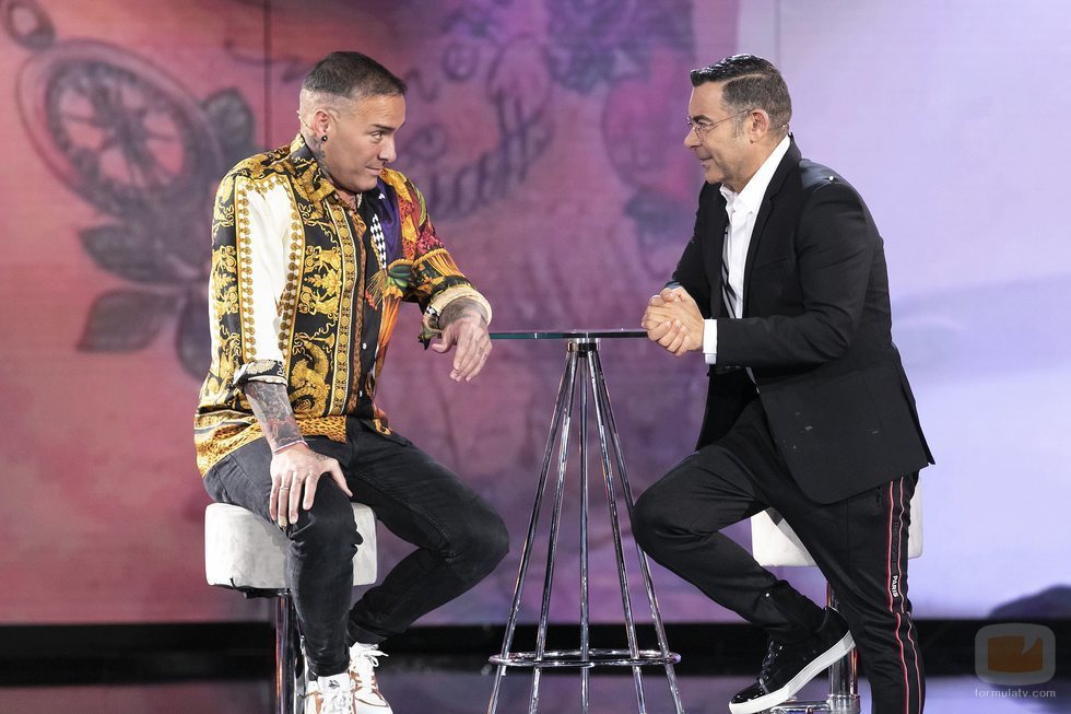Dinio y Jorge Javier Vázquez en la Gala 5 de 'El tiempo del descuento'