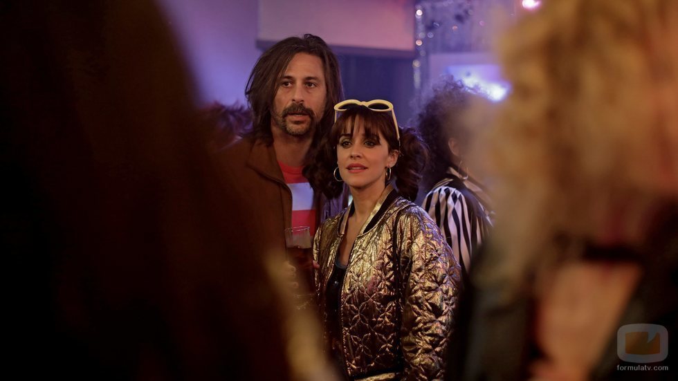 Hugo Silva y Macarena García en la cuarta temporada de 'El Ministerio del Tiempo'
