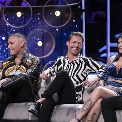 Dinio, Hugo Castejón y Nuria Martínez, en la gala final de 'El tiempo del descuento'