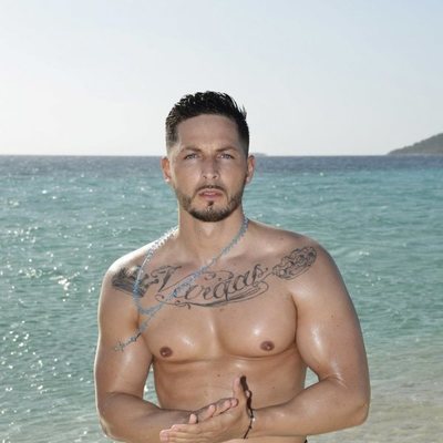 Nyno, de 'Supervivientes 2020', posa en bañador desde la playa de Honduras