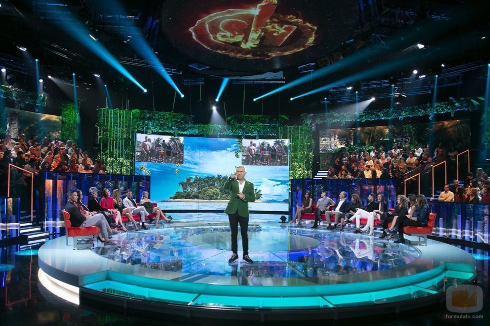 El plató de 'Supervivientes 2020' en la Gala 1
