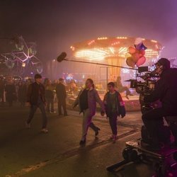 Rodaje de la serie 'Paraíso' de Movistar+ en una feria