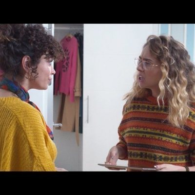 Luisita, sorprendida con Amelia en el 1x03 de '#Luimelia'