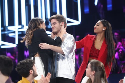 Gèrard, favorito en la Gala 6 de 'OT 2020', recibe el ánimo de Anaju y Nia