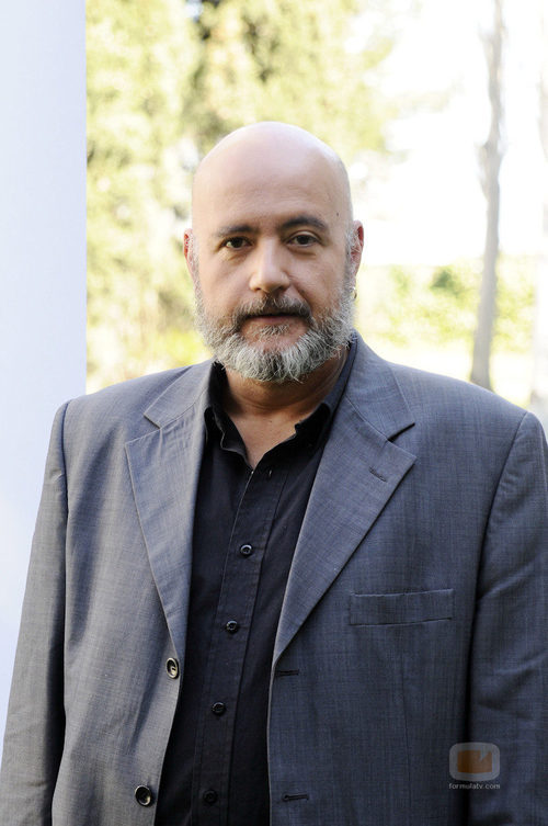 Jesús Fuente es Santiago en 'Una bala para el Rey'