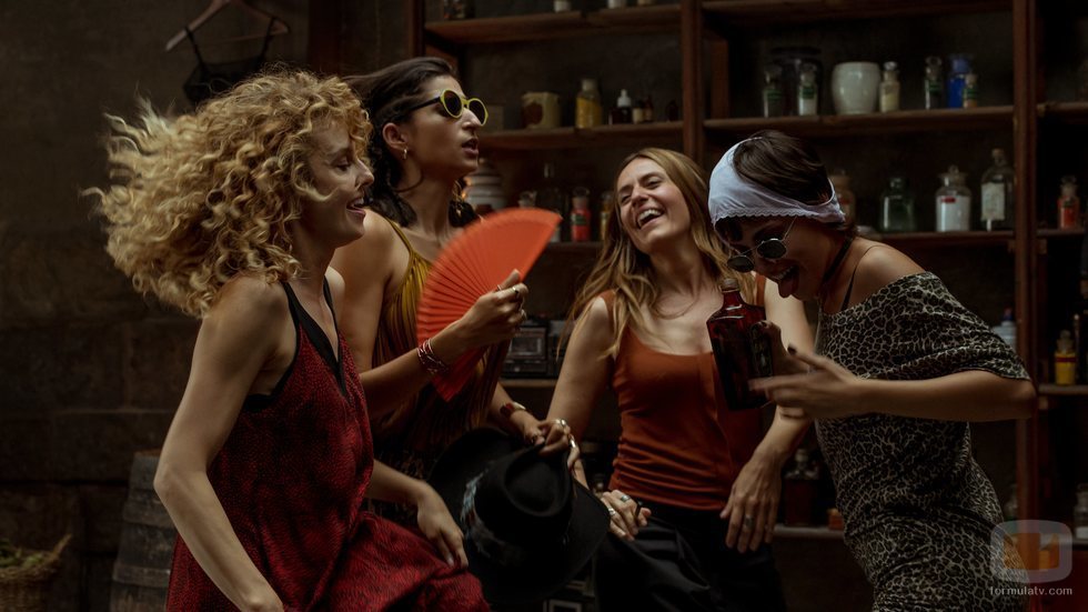 Las protagonistas de 'La Casa de Papel' en una fiesta de la Parte 4