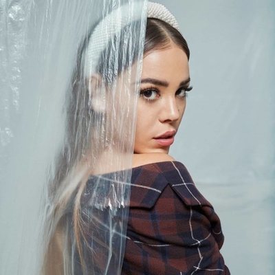 Danna Paola como Lu en la temporada 3 de 'Élite'