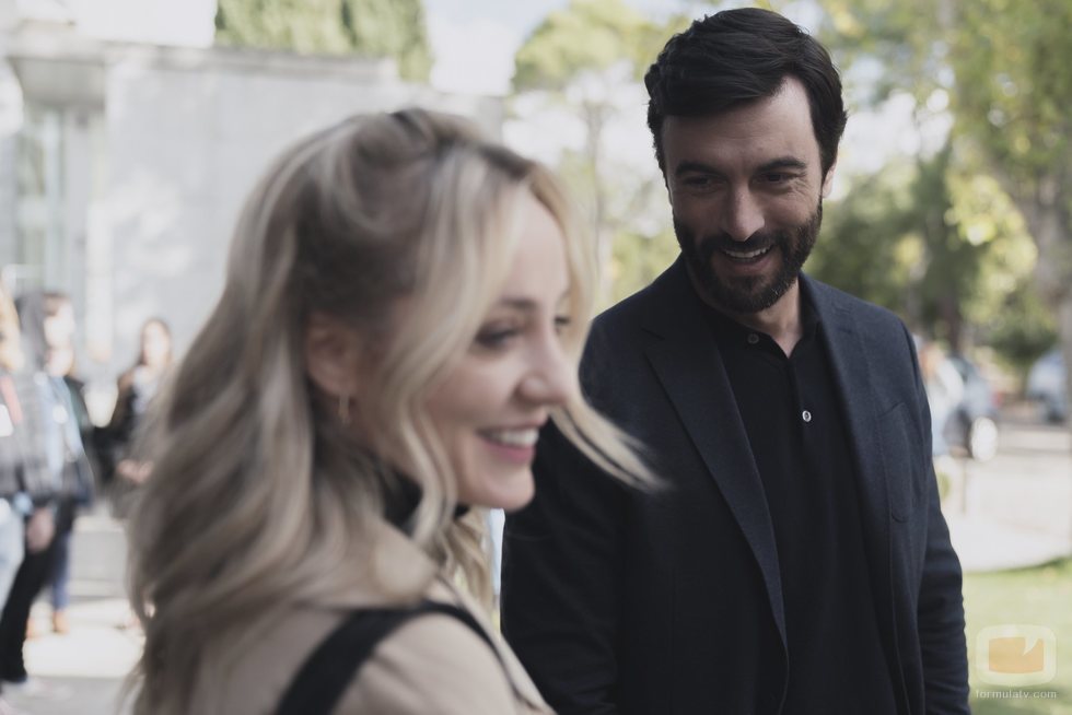 Ángela Cremonte y Javier Rey, en 'Mentiras'