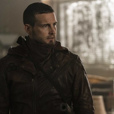 Nico Tortorella da vida a Felix en 'The Walking Dead: World Beyond'