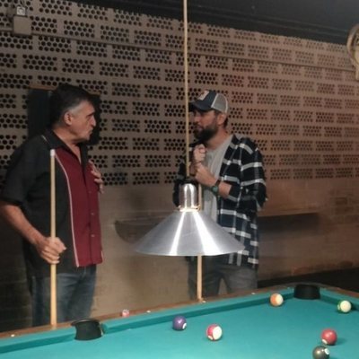 El Gran Wyoming y Dani Mateo juegan al billar en 'Palo y astilla'