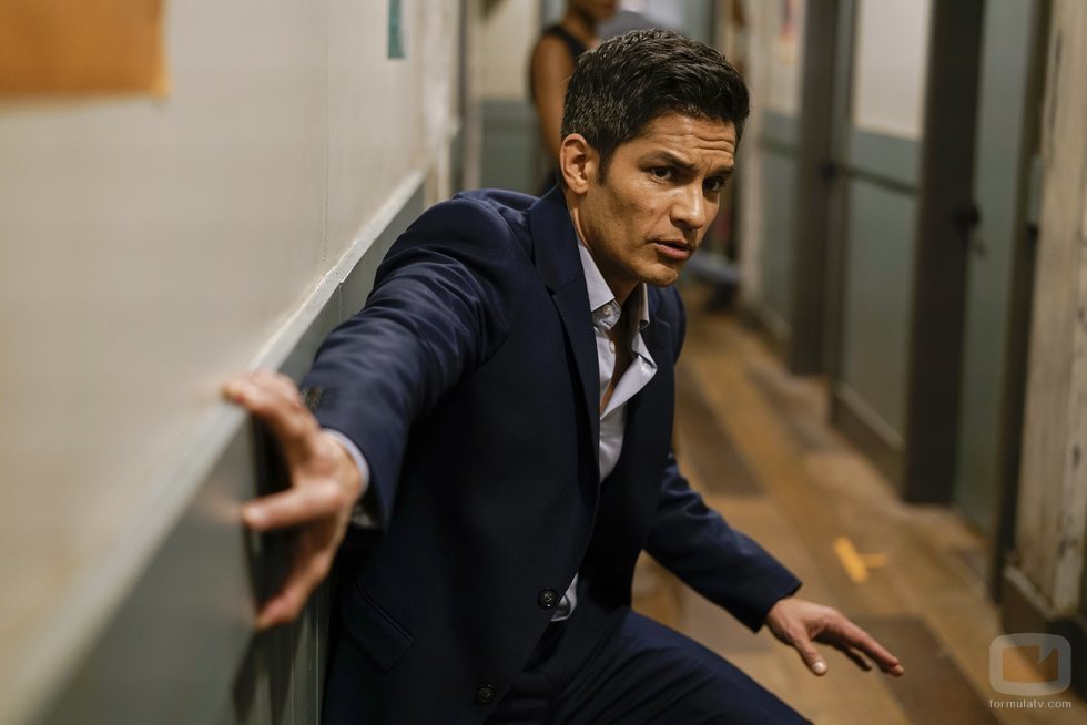 Melendez mantiene la calma en la tercera temporada de 'The Good Doctor'