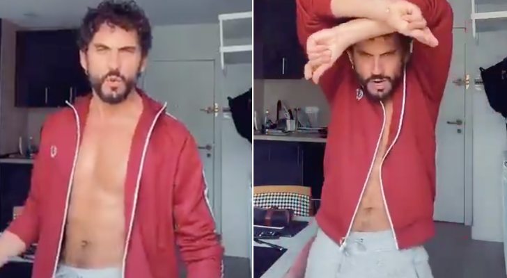 Paco León marcando paquete en una publicación en redes