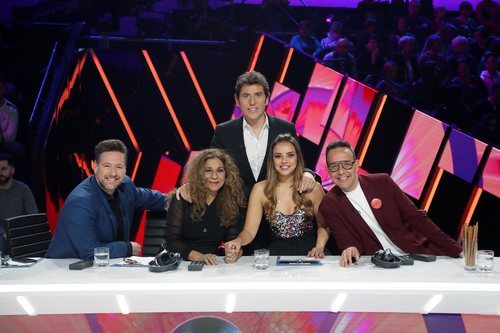 Manel Fuentes y el jurado de 'Tu cara me suena 8' en la Gala 11