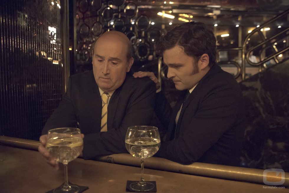Juan y Víctor (Javier Cámara y Adam Jezierski) en 'Vamos Juan'