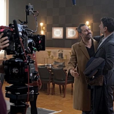 Hugo Silva y Nacho Fresneda en el rodaje de 'El Ministerio del Tiempo'
