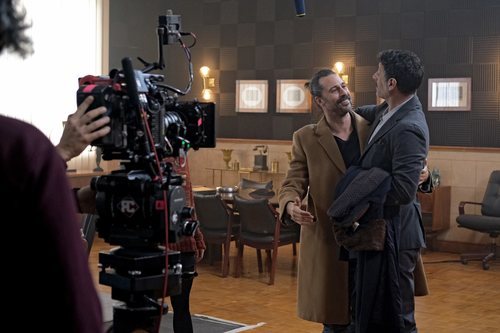 Hugo Silva y Nacho Fresneda en el rodaje de 'El Ministerio del Tiempo'