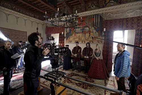 Nacho Fresneda, Cayetana Guillén Cuervo y Hugo Silva en 'El Ministerio del Tiempo'