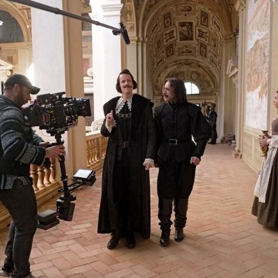 Edu Soto y Nacho Fresneda en la cuarta temporada de 'El Ministerio del Tiempo'