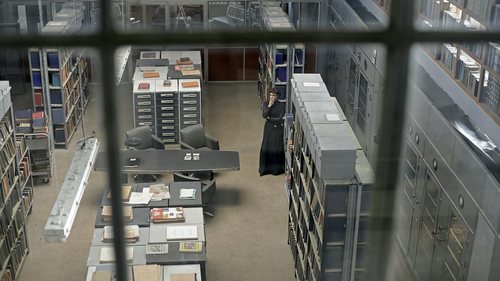 Amelia en el archivo histórico de 'El Ministerio del Tiempo' en la cuarta temporada