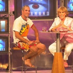 Ismael Beiro es entrevistado por Mercedes Milá en la final de 'GH 1'