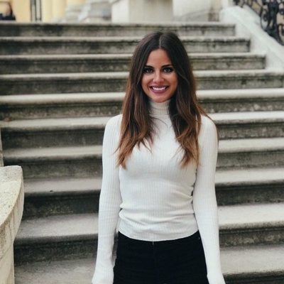 Alexia Rivas ('Socialité') posa muy sonriente
