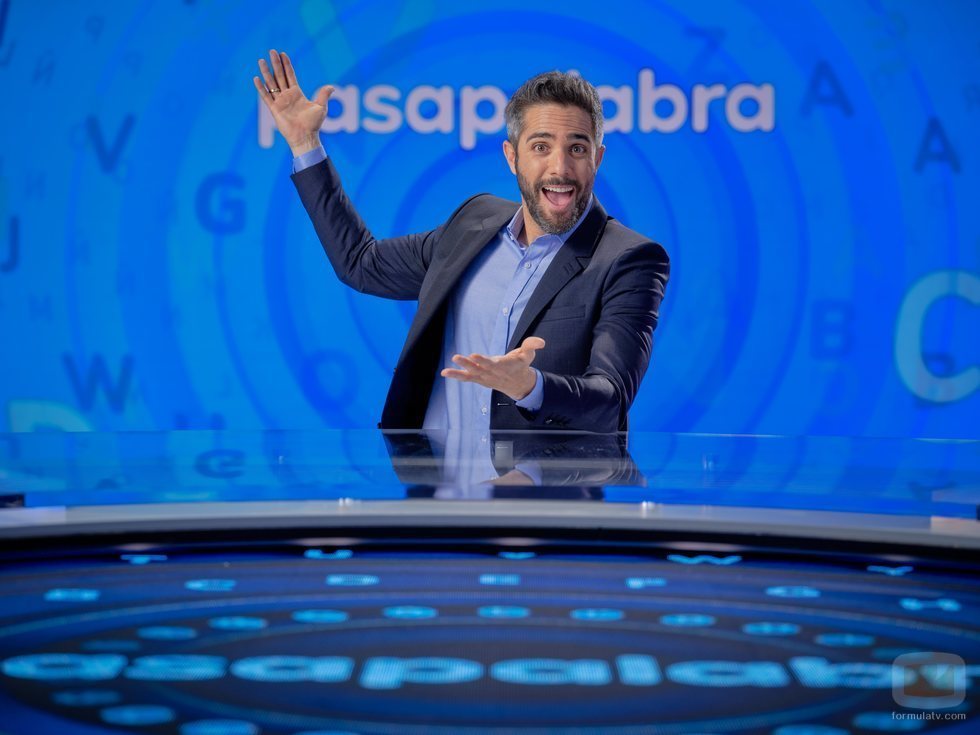 Roberto Leal en el plató de 'Pasapalabra' en Antena 3