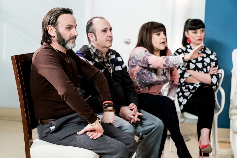 Reunión de los vecinos en una junta de la temporada 12 de 'La que se avecina'