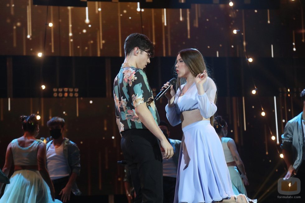 Flavio y Eva interpretan "Hey, Baby" en la Gala 12 de 'OT 2020'