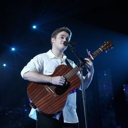 Gèrard canta su single "Fugaces" en la semifinal de 'OT 2020'