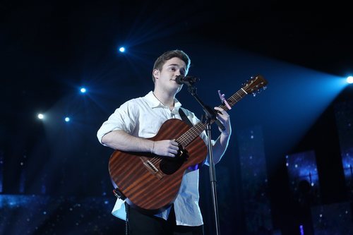 Gèrard canta su single "Fugaces" en la semifinal de 'OT 2020'