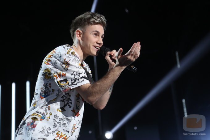 Hugo canta "Lobos" en la Gala Final de 'OT 2020'