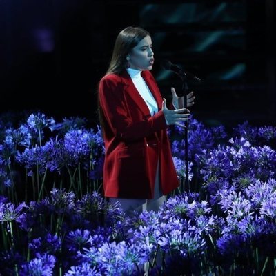 Eva canta "People help the people", en la Gala Final de 'OT 2020'