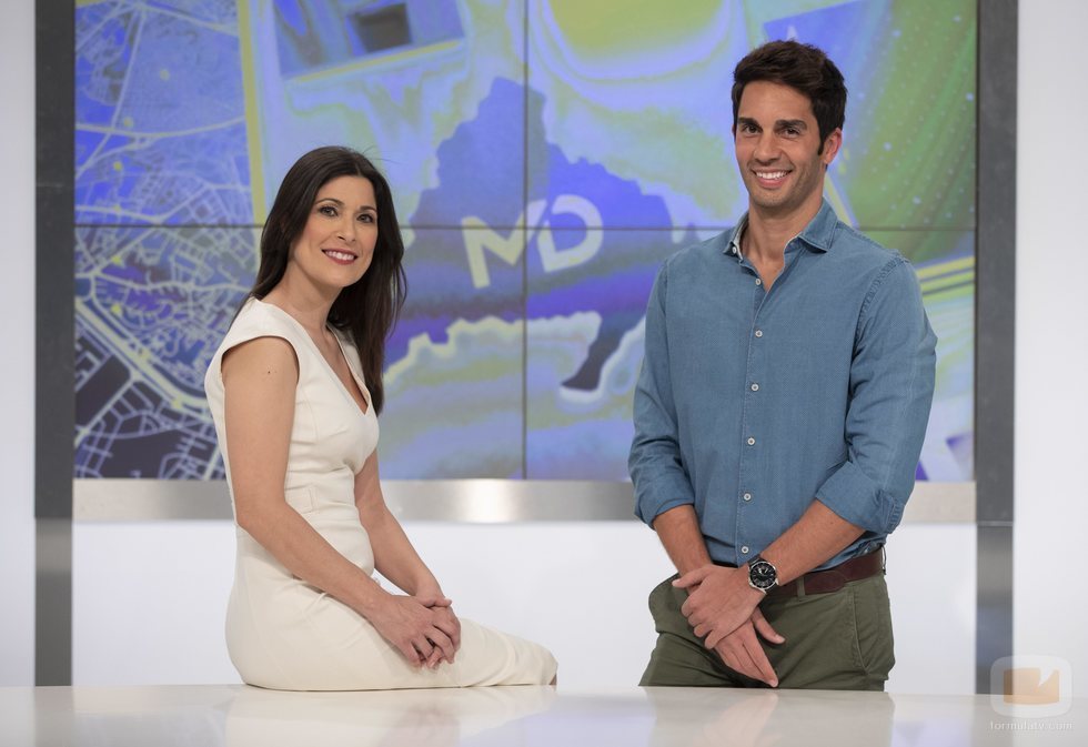 Santi Burgoa y Yolanda Maniega presentan 'Madrid Directo' en Telemadrid