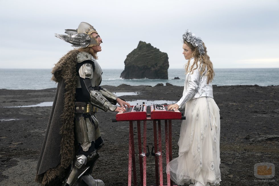 Lars y Sigrit en el videoclip de "Volcano Man", tema de 'Festival de la Canción de Eurovisión: La historia de Fire Saga'