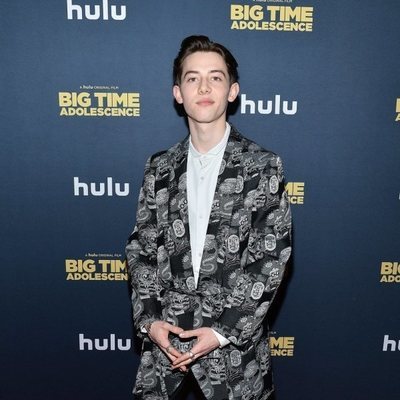 Griffin Gluck en la premiere de 'Big Time Adolescence'