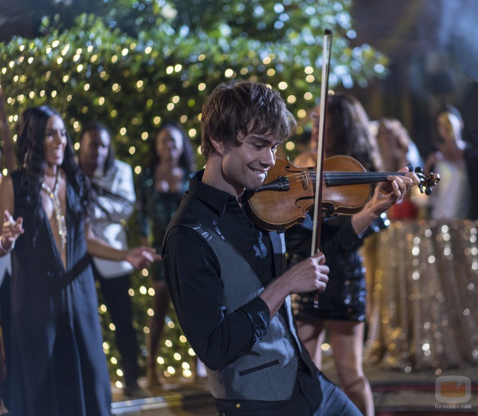 Alexander Rybak en 'Festival de la Canción de Eurovisión: La historia de Fire Saga'