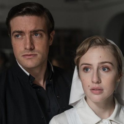 Felipe (Raúl Mérida) y Sofía (Denisse Peña) en la temporada final de 'Las chicas del cable'