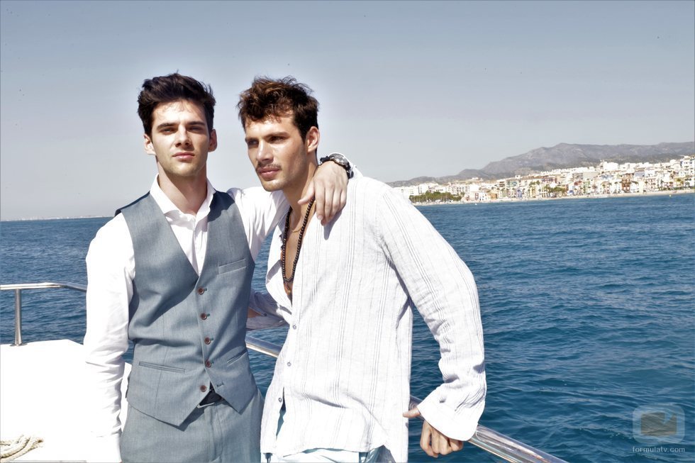 Álvaro Rico y Pol Hermoso, en el rodaje de 'Alba'