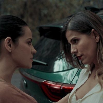 Maite Perroni y María Fernanda Yepes en 'Oscuro deseo'