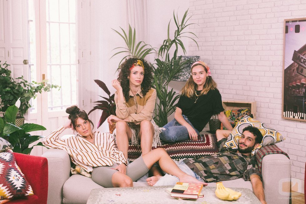 María, Amelia, Luisita e Ignacio en la segunda temporada de '#Luimelia'