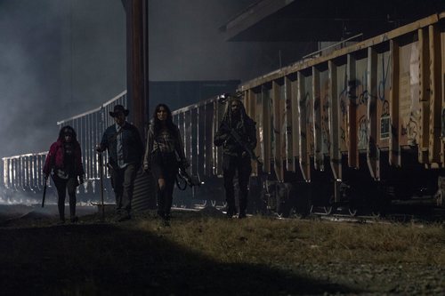 La Princesa, Eugene, Yumiko y Ezekiel en el 10x16 de 'The Walking Dead'