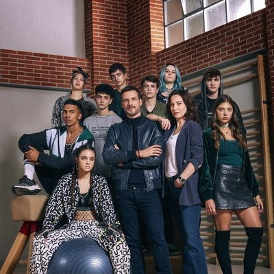 Reparto principal de 'HIT'