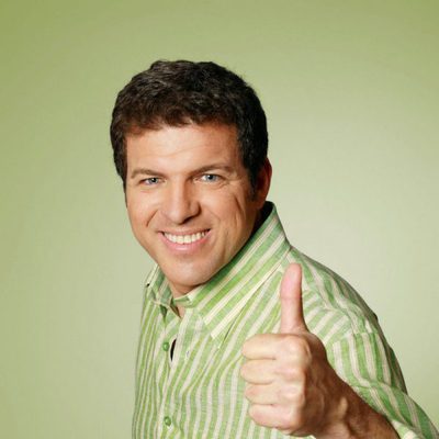 Foto promocional de Mario Picazo, presentador de 'Supervivientes 2009'