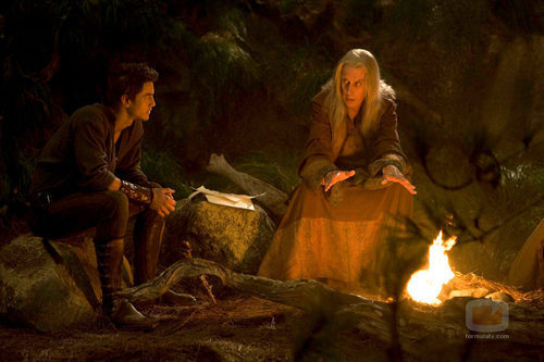 Craig Horner y Bruce Spence en 'La leyenda del buscador'