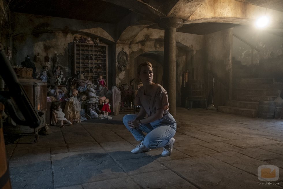 Victoria Pedretti en 'La maldición de Bly Manor'