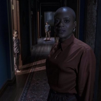 T'Nia Miller en 'La maldición de Bly Manor'