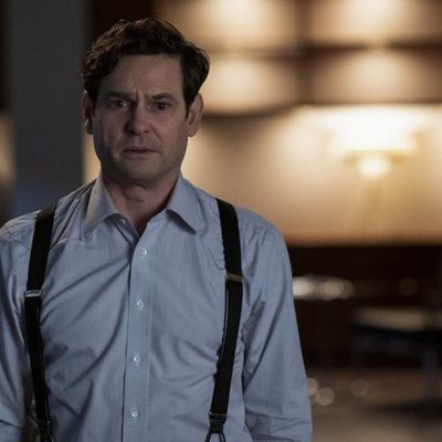 Henry Thomas en 'La maldicion de Bly Manor'