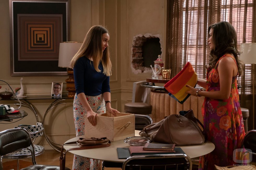 Amelia, con la bandera del Orgullo en 'Amar es para siempre'